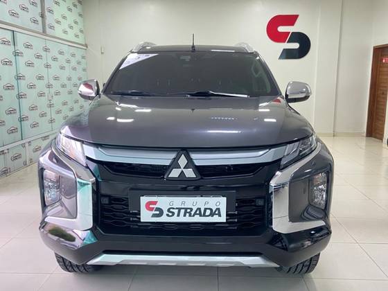 MITSUBISHI L200 TRITON 2.4 16V TURBO DIESEL SPORT HPE-S CD 4P 4X4 AUTOMÁTICO MITSUBISHI L200 TRITON 2.4 16V TURBO DIESEL SPORT HPE-S CD 4P 4X4 AUTOMÁTICO